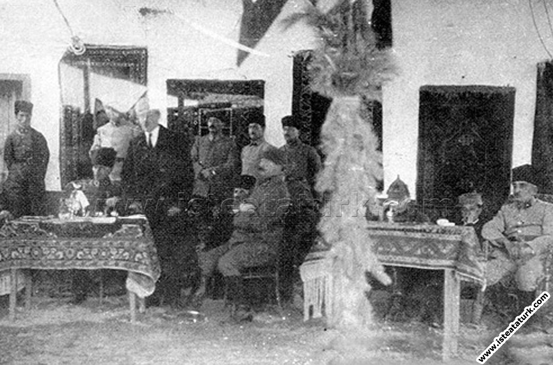 Başkomutan Mustafa Kemal, Adapazarı'nda. (19.06....