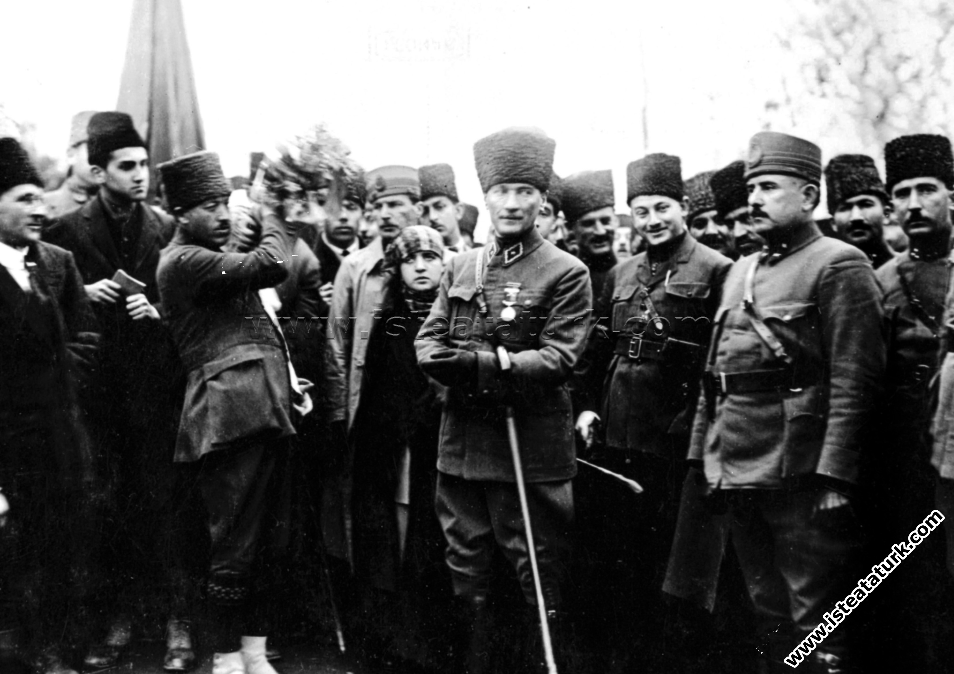 Başkomutan Mustafa Kemal Paşa, Akhisar Manisa'da...