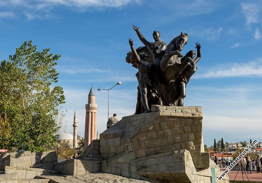 Ulusal Yükseliş Anıtı, Antalya