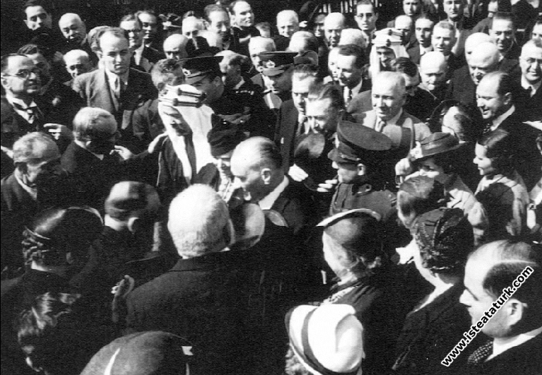  Mustafa Kemal Atatürk, Ürdün Kralı Abdullah'la İstanbul'da.  (6-7.06.1937)
