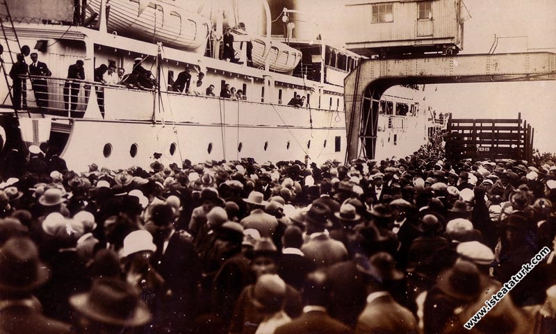 karadeniz gemisi-seyyar sergi-1926 ile ilgili gÃ¶rsel sonucu