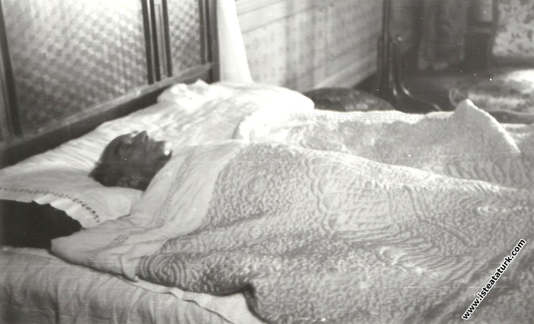 Ulu Önder Atatürk'ün Vefatı. (10.11.1938) 