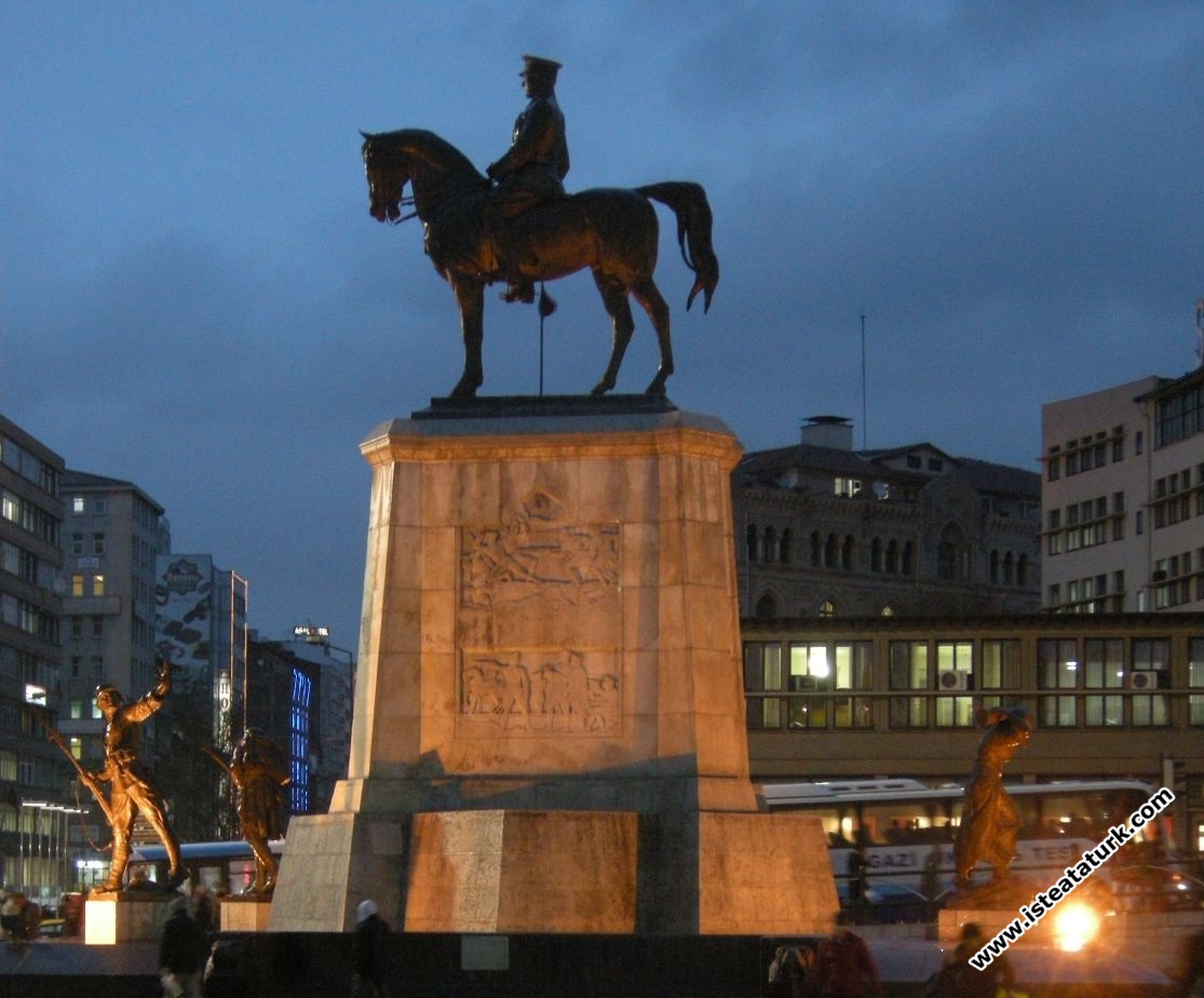 Ulus Atatürk Anıtı, Ankara