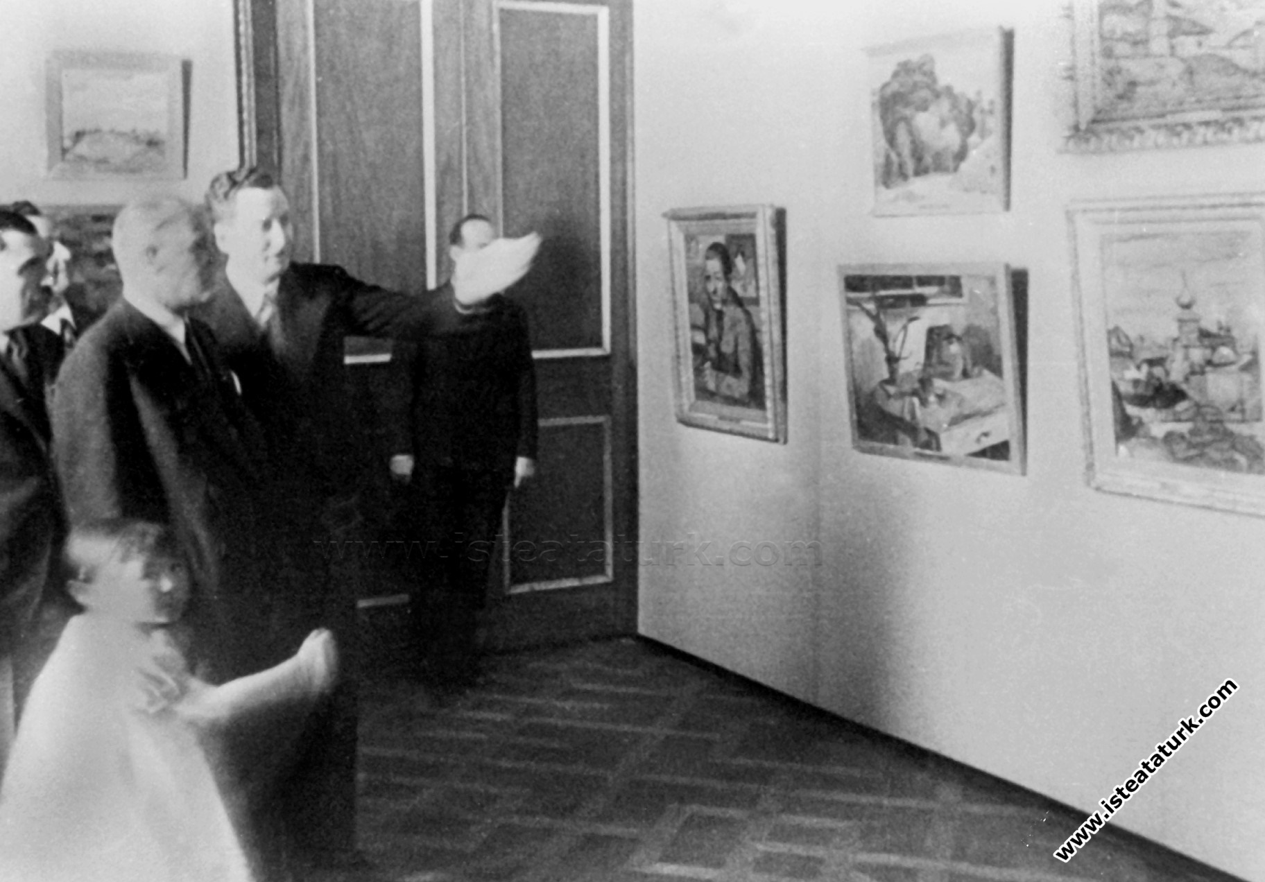 Atatürk'ün Sanatçı Kişiliğinin Sanata ve Sanatçıya Bakışına Etkileri