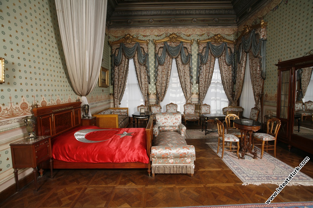 Dolmabahçe Sarayı Atatürk Odası 