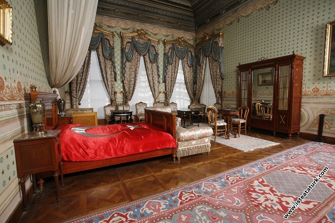 Dolmabahçe Sarayı Atatürk Odası