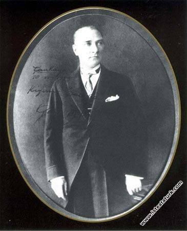 Mustafa Kemal Atatürk. (1928)...