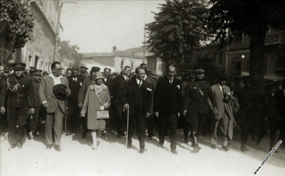 Mustafa Kemal Atatürk'ün Çanakkale'ye gelişi ve Gelibolu Yarım Adası'nı ziyareti. (01.09.1928) 