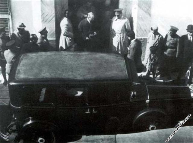 Mustafa Kemal Atatürk Antalya'da ağırlandığı...