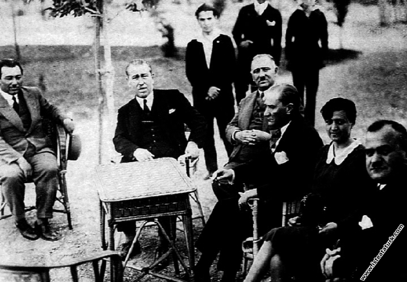 Mustafa Kemal Atatürk Yalova'da Ali Fethi Okyar, K...