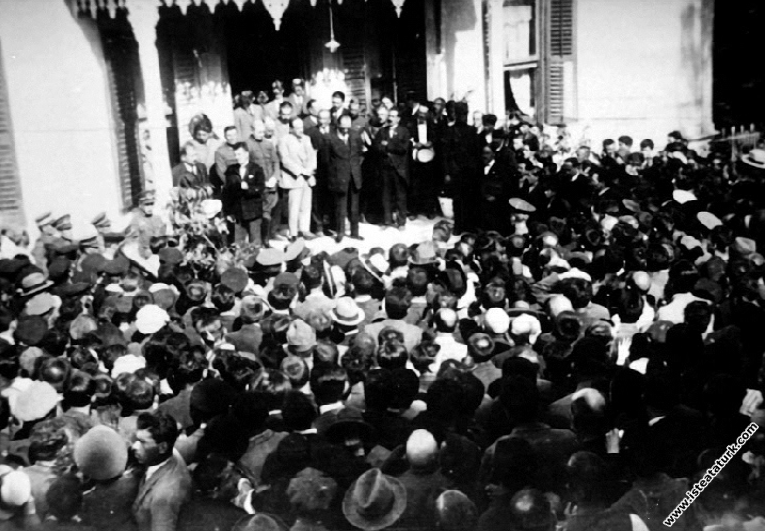 Mustafa Kemal Atatürk Bursa'da. (21.08.1929)...