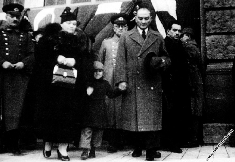 Mustafa Kemal Atatürk'ün Ankara'dan İstanbul'a ...