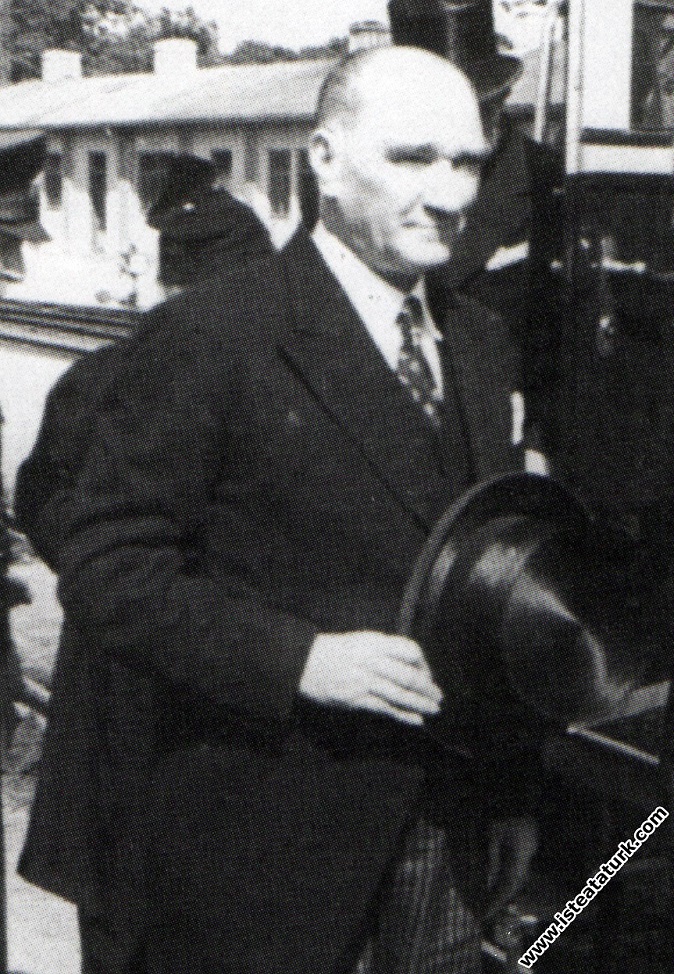 Mustafa Kemal Atatürk'ün İstanbul'da karşılanışı. (05.06.1937)
