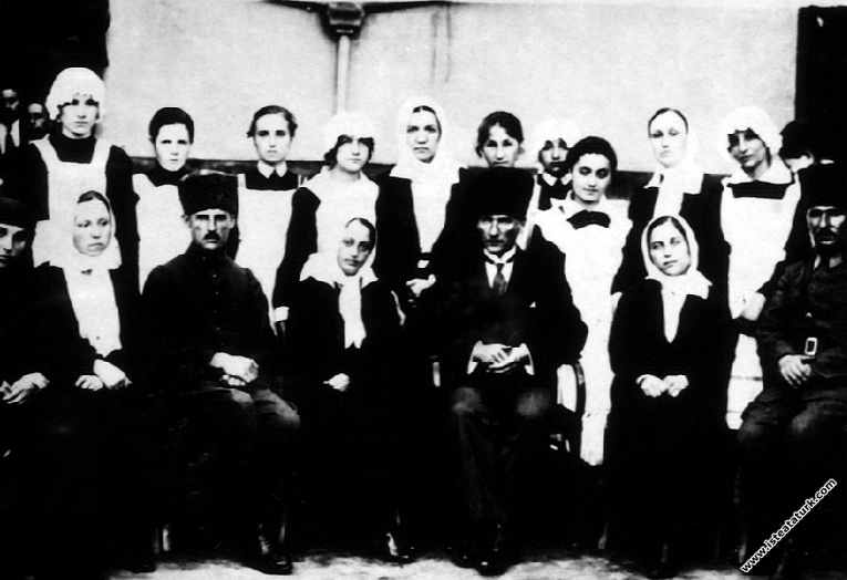 Mustafa Kemal Paşa, Adapazarı Sabiha Hanım Kız...