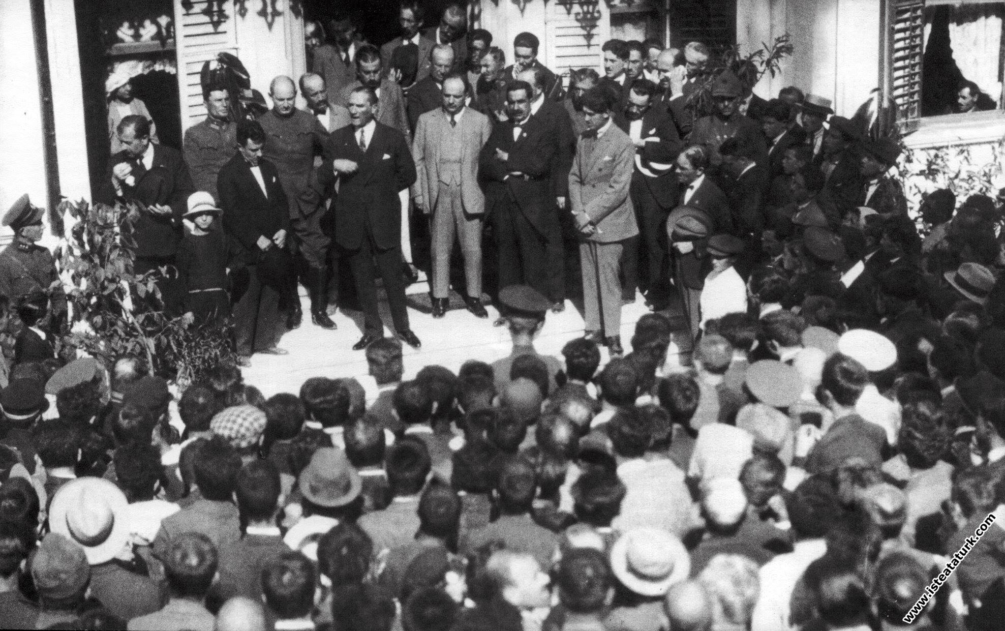 Mustafa Kemal Kemal Atatürk Bursa'da. (21.08.1929...