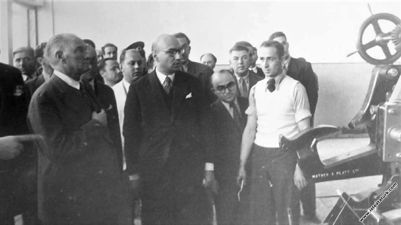 Mustafa Kemal Atatürk Sümerbank Nazilli Basma Fabr...