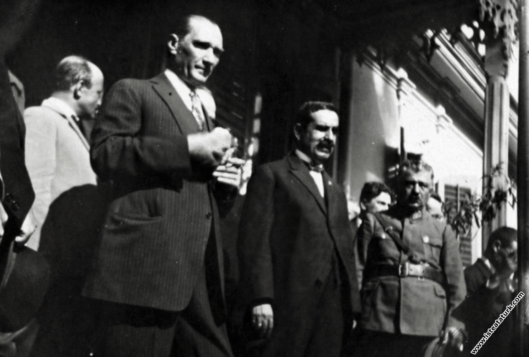 Mustafa Kemal Atatürk,  Bursa'da Hünkar Köşkü...