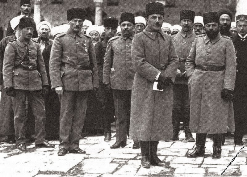 7. Ordu Komutanı Mustafa Kemal Paşa Şam'da iken...