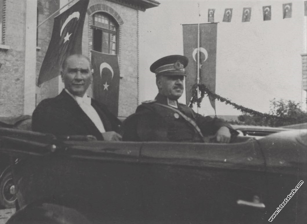 Mustafa Kemal Atatürk, Cumhuriyet Bayramı kutlamal...