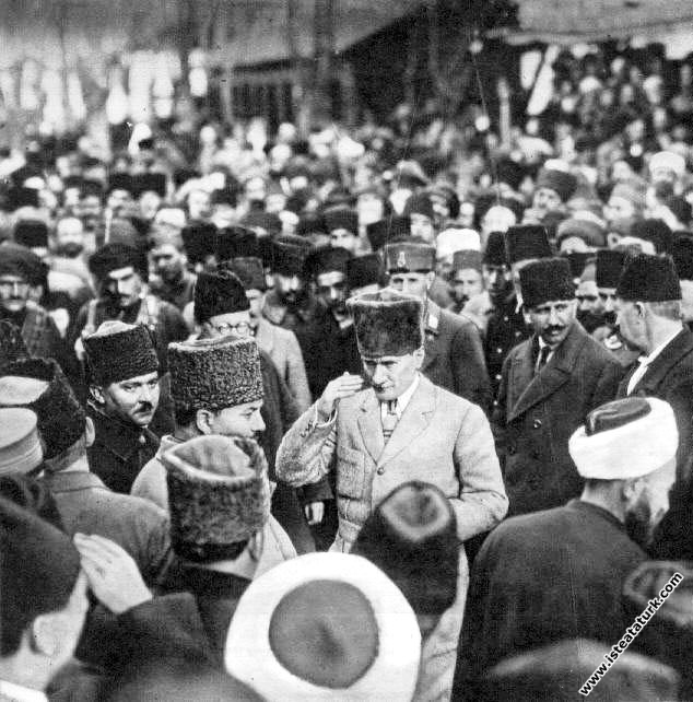 Mustafa Kemal Eskişehir’de. (15.01.1923)...
