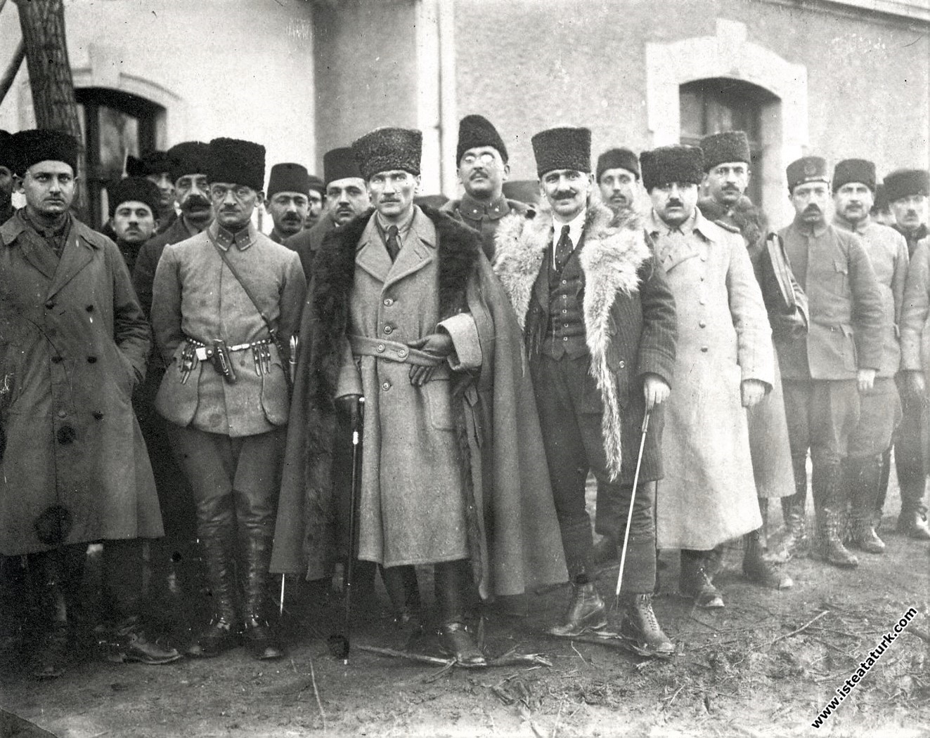 Eskişehir, Batı Cephesi'ni denetlerken. (04.12.1920)
