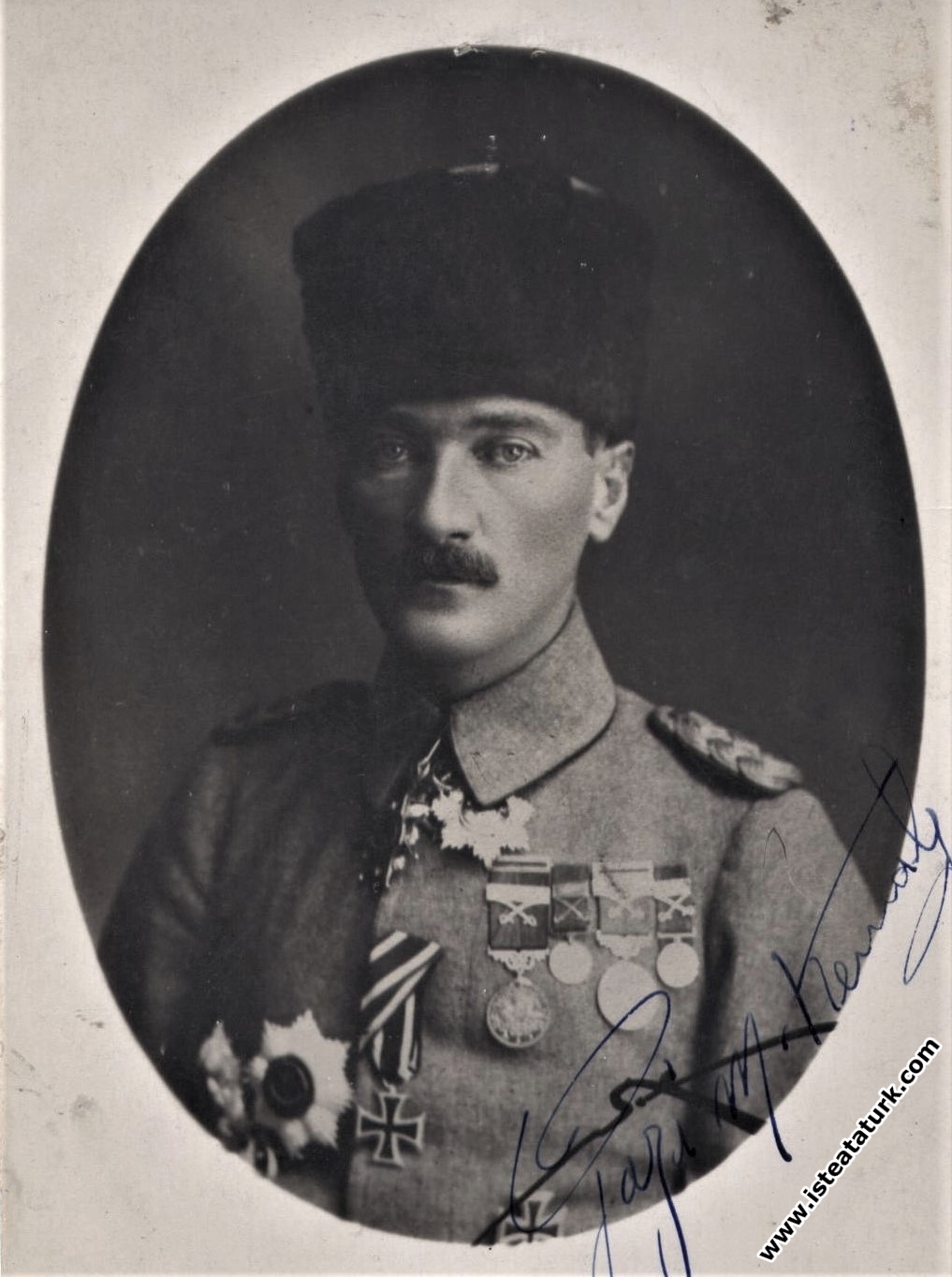 Tuğgeneral Mustafa Kemal. (1918)...