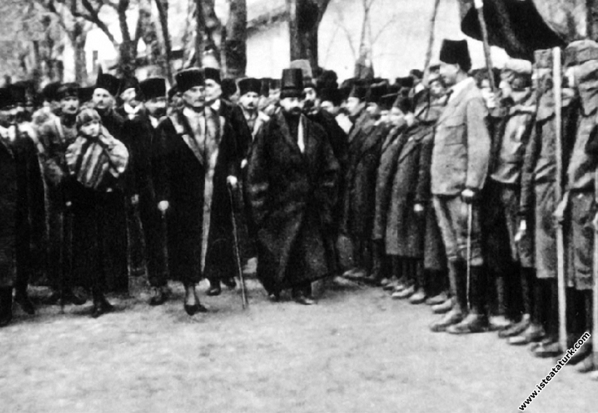 Gazi Mustafa Kemal Paşa, Konya'da karşılama tö...