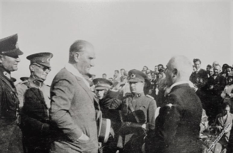 Mustafa Kemal Atatürk'ün Bolu'yu ziyareti sıras...