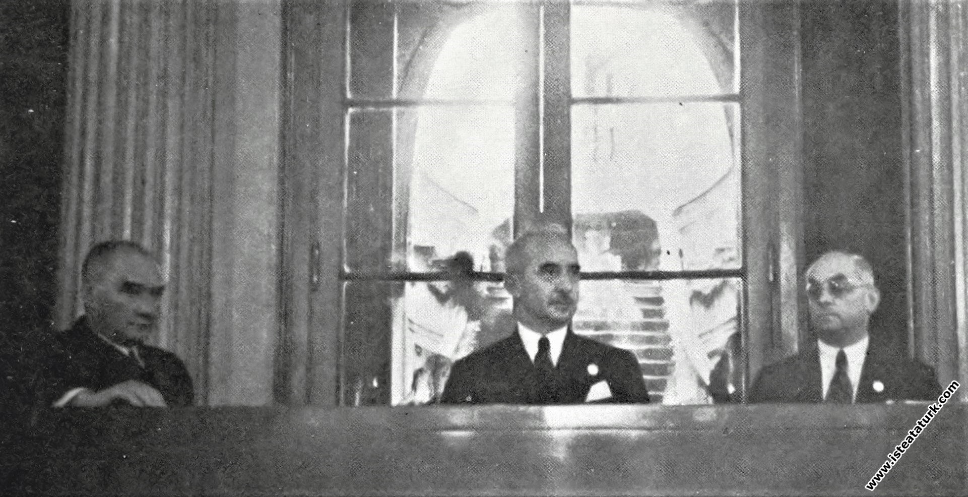 Atatürk II.Tarih Kongresi'nin ikinci günü toplantı...