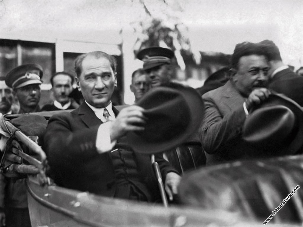 Mustafa Kemal Atatürk Şükrü Kaya ile Tekirdağ...