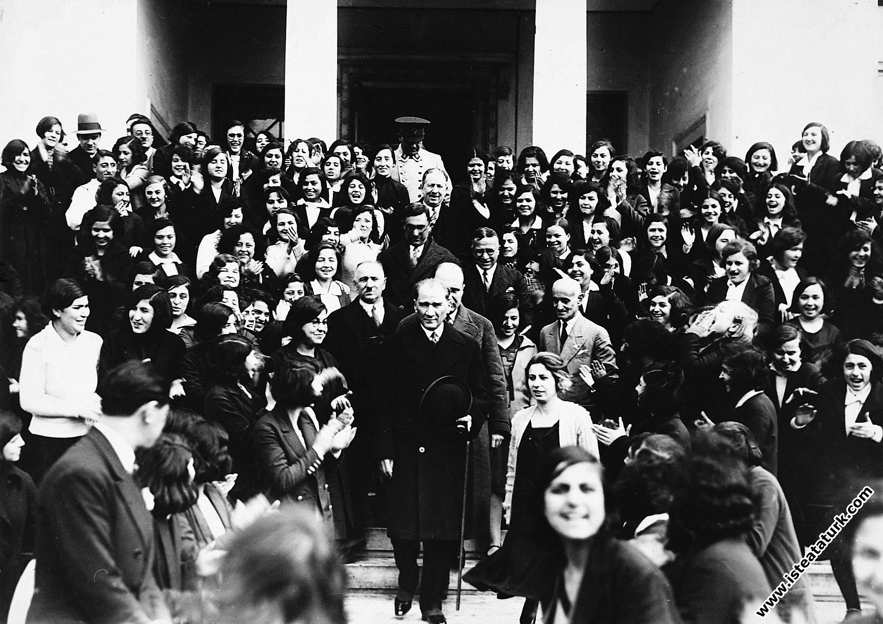 Mustafa Kemal Atatürk'ün İzmir Gezisi. (01.02.1931)