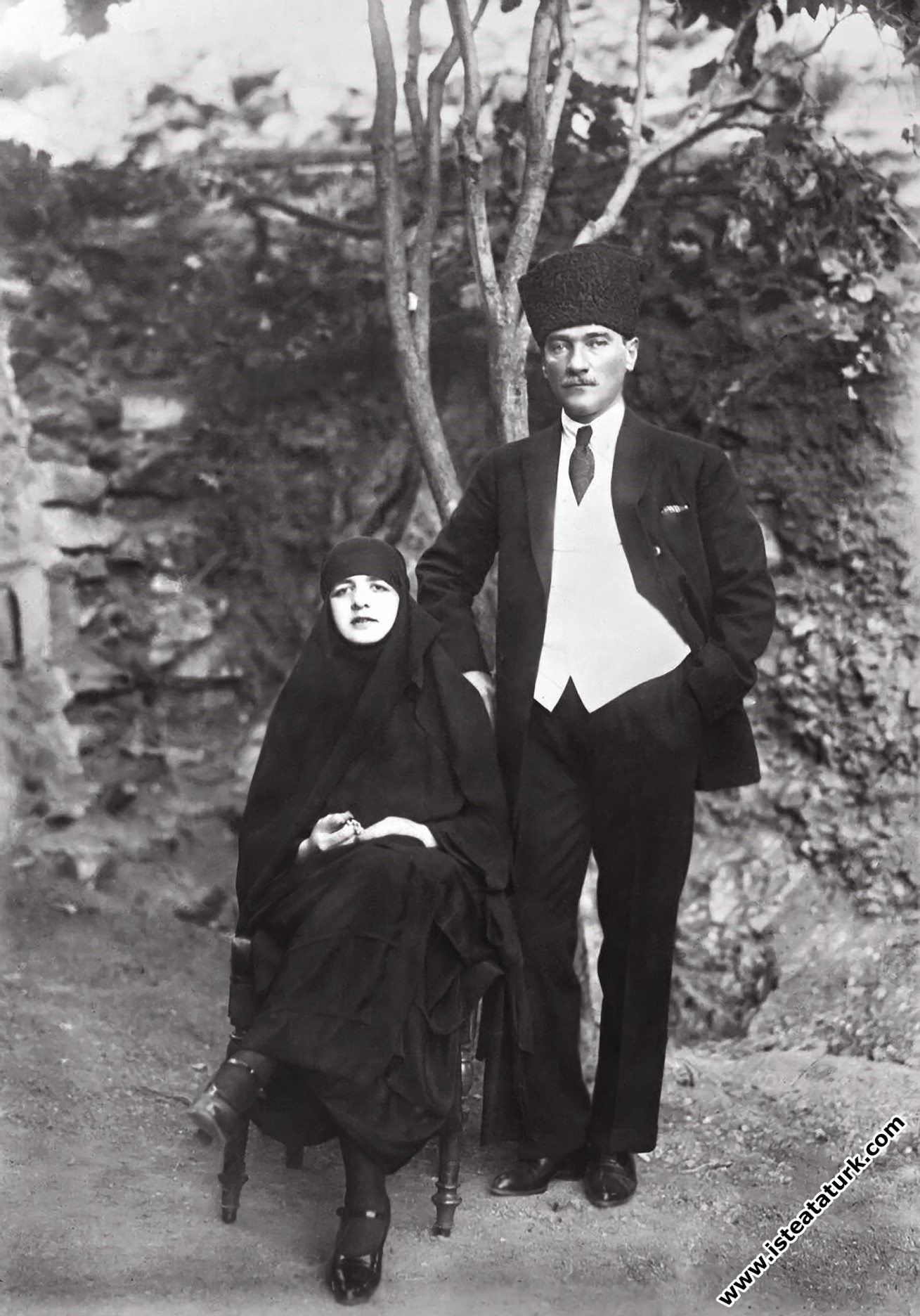 Cumhurbaşkanı Gazi Mustafa Kemal'in ve eşi Lati...