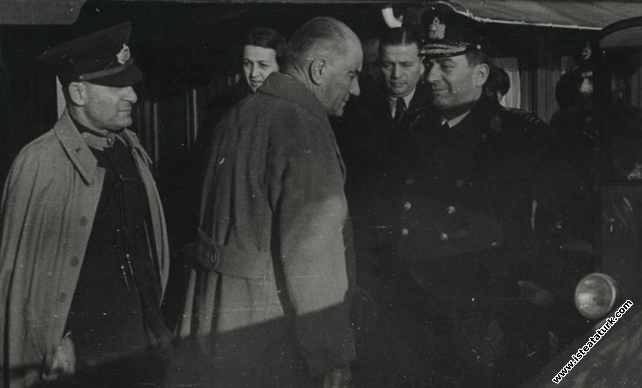 Mustafa Kemal Atatürk Yalova'da. (22.01.1938)