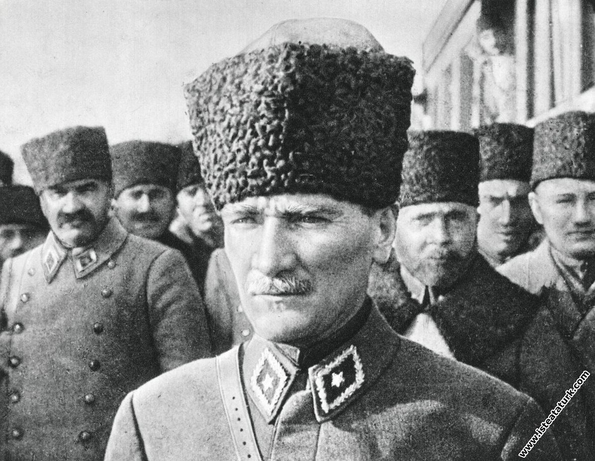 Başkomutan Mustafa Kemal, Mareşal Fevzi Çakmak ve I.Ordu Komutanı
