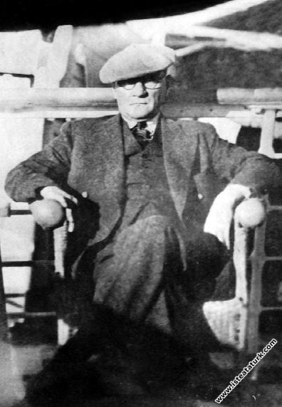 Mustafa Kemal Atatürk İzmir Vapuru ile Trabzon'a giderken. (8-10 Haziran 1937)