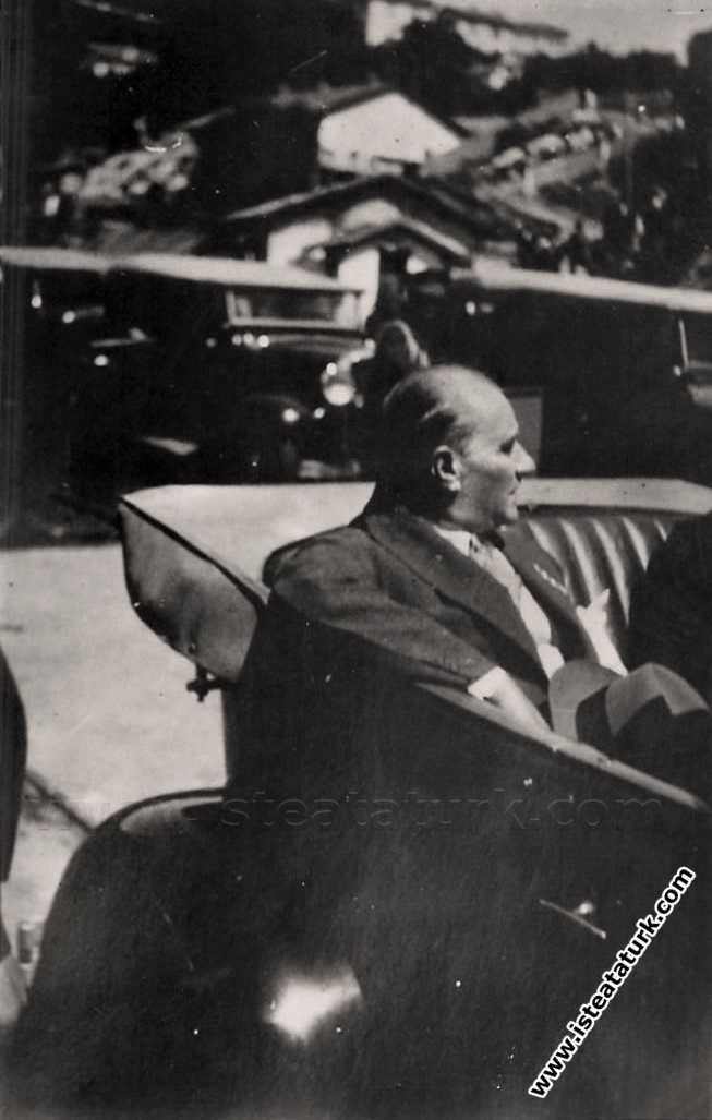 Mustafa Kemal Paşa'nın Zolguldak'a gelişinde. (26 Ağustos 1931)